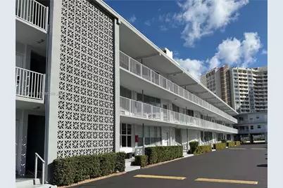 3177 S Ocean Dr #305, Hallandale Beach, FL 33009 - Photo 5