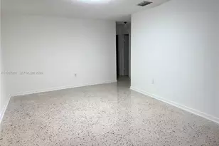 1141 NW 32nd Ave, Miami, FL 33125 - Photo 7