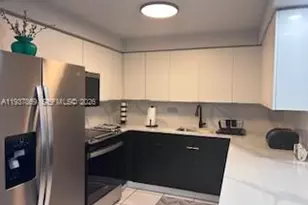 2301 Collins Av, Miami Beach, FL 33139 - Photo 7