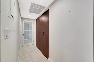 9801 Collins Ave, Bal Harbour, FL 33154 - Photo 25