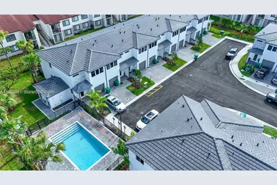 5125 SW 37th St, Pembroke Park, FL 33023 - Photo 1