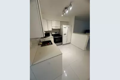 1120 102nd St #4, Bay Harbor Islands, FL 33154 - Photo 3