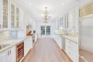 517 Minorca Ave, Coral Gables, FL 33134 - Photo 13