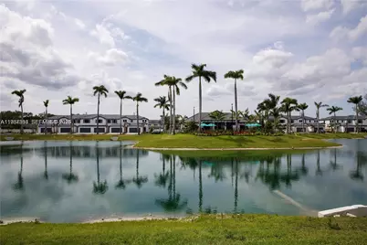 5001 Peacock Way #5001, Dania Beach, FL 33312 - Photo 11