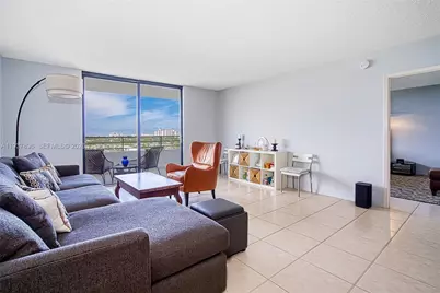 2500 Parkview Dr #911, Hallandale Beach, FL 33009 - Photo 15