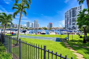 2500 Parkview Dr, Hallandale Beach, FL 33009 - Photo 37