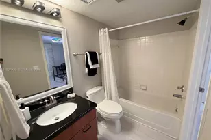 2900 S University Dr, Davie, FL 33328 - Photo 9