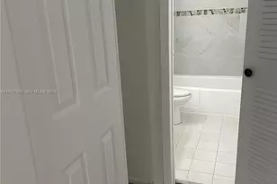 18111 NW 68th Ave, Hialeah, FL 33015 - Photo 5