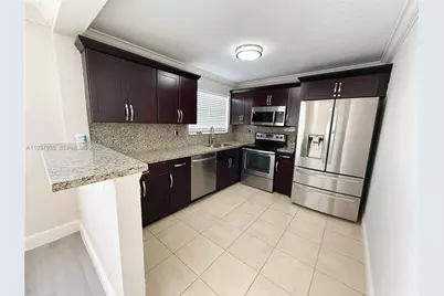 3570 NW 36th Ave, Lauderdale Lakes, FL 33309 - Photo 9