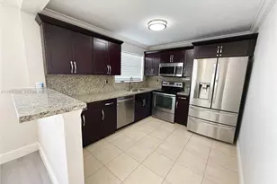 3570 NW 36th Ave, Lauderdale Lakes, FL 33309 - Photo 9