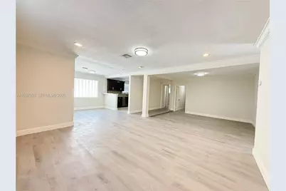 3570 NW 36th Ave, Lauderdale Lakes, FL 33309 - Photo 7