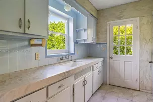 9148 Abbott Ave, Surfside, FL 33154 - Photo 21