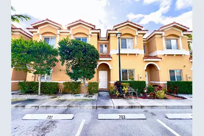 5906 Woodlands Blvd, Tamarac, FL 33319 - Photo 1