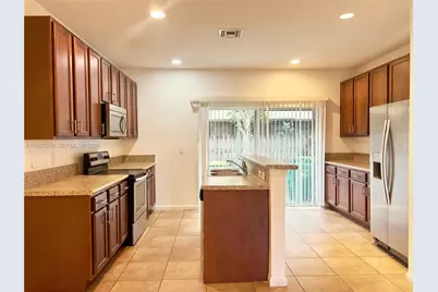 5906 Woodlands Blvd, Tamarac, FL 33319 - Photo 3