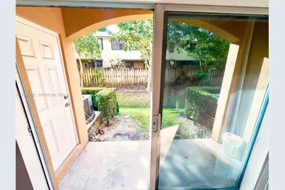 5906 Woodlands Blvd, Tamarac, FL 33319 - Photo 31
