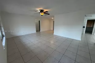 9507 NW 80th Ct, Tamarac, FL 33321 - Photo 3