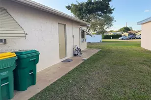 9507 NW 80th Ct, Tamarac, FL 33321 - Photo 23