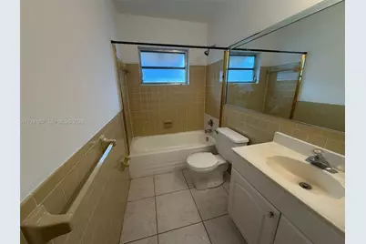 9507 NW 80th Ct, Tamarac, FL 33321 - Photo 13