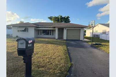 9507 NW 80th Ct, Tamarac, FL 33321 - Photo 37
