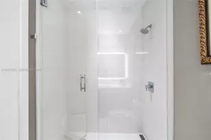 900 Brickell Key Blvd, Miami, FL 33131 - Photo 27