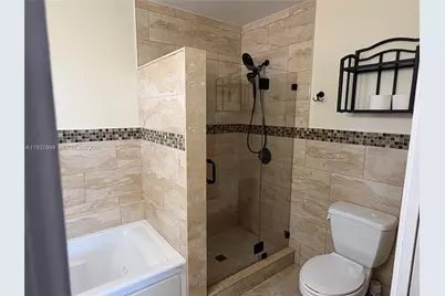 117 Danielle Ct, Weston, FL 33326 - Photo 17