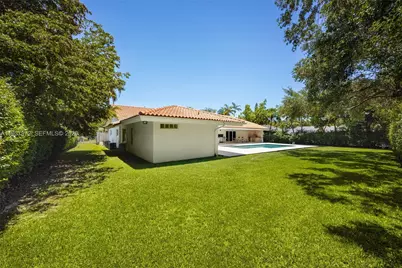 7230 Vistalmar St, Coral Gables, FL 33143 - Photo 35