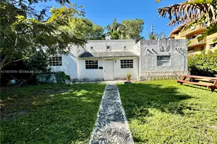 12418 NE 4th Ave, North Miami, FL 33161 - Photo 3
