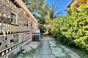 12418 NE 4th Ave, North Miami, FL 33161 - Photo 5