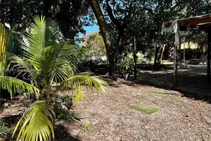 12418 NE 4th Ave, North Miami, FL 33161 - Photo 11