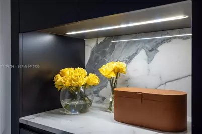 1040 Biscayne Blvd #2202, Miami, FL 33132 - Photo 27