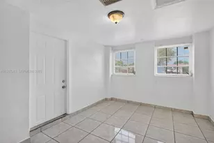 1498 NE 180th St, North Miami Beach, FL 33162 - Photo 27