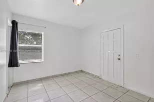 1498 NE 180th St, North Miami Beach, FL 33162 - Photo 21