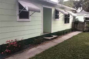 429 SE 49th St, West Palm Beach, FL 33407 - Photo 5