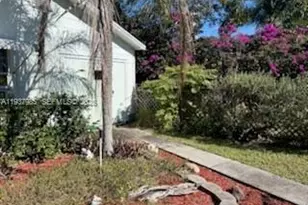 429 49th St, West Palm Beach, FL 33407 - Photo 3