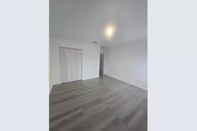 568 NW 7th St #0, Florida City, FL 33034 - Photo 11