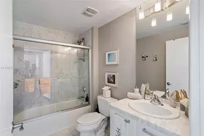 244 Biscayne Blvd #1703, Miami, FL 33132 - Photo 37