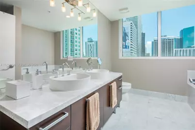 244 Biscayne Blvd #1703, Miami, FL 33132 - Photo 55