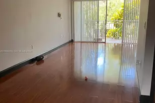 9351 Fontainebleau Blvd, Miami, FL 33172 - Photo 3