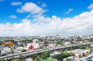 239 SW 9th St, Miami, FL 33130 - Photo 29