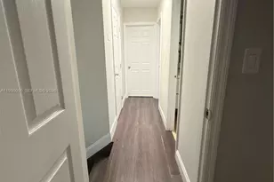 15400 SW 81st Cir Ln, Miami, FL 33193 - Photo 15