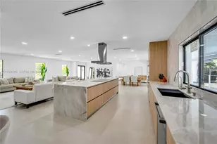 13407 SW 59th Ave, Pinecrest, FL 33156 - Photo 17