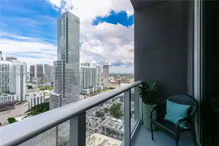 151 SE 1st St, Miami, FL 33131 - Photo 33