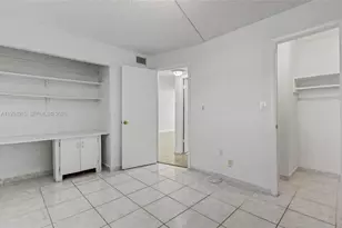 2831 Sunrise Lakes Dr E, Sunrise, FL 33322 - Photo 21