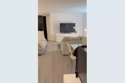 2301 Collins Ave #423, Miami Beach, FL 33139 - Photo 11