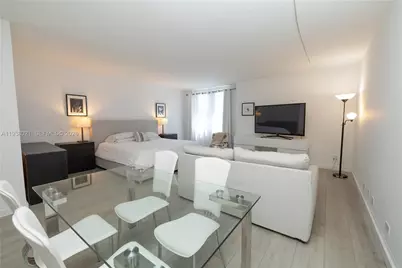 2301 Collins Ave #423, Miami Beach, FL 33139 - Photo 13