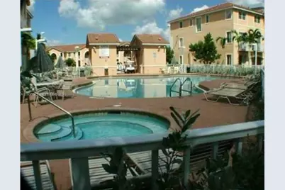 7200 NW 177th St #106-7, Hialeah, FL 33015 - Photo 21