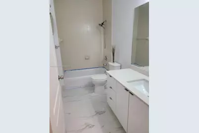 7200 NW 177th St #106-7, Hialeah, FL 33015 - Photo 13