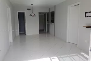 2600 Collins Ave, Miami Beach, FL 33140 - Photo 9