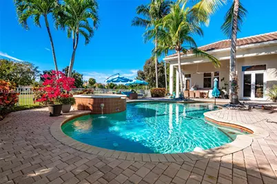 610 W Enclave Cir W, Pembroke Pines, FL 33027 - Photo 67