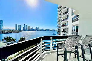 3600 Mystic Pointe Dr, Aventura, FL 33180 - Photo 13